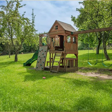 Bansin Seepferdchen 4 بيت للعطل